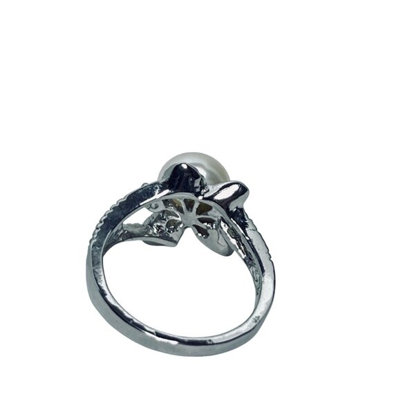 Silver Flower Design Ring With Faux Pearl & Crystal Accents Size 6 1/4 (R423) - Picture 6 of 7